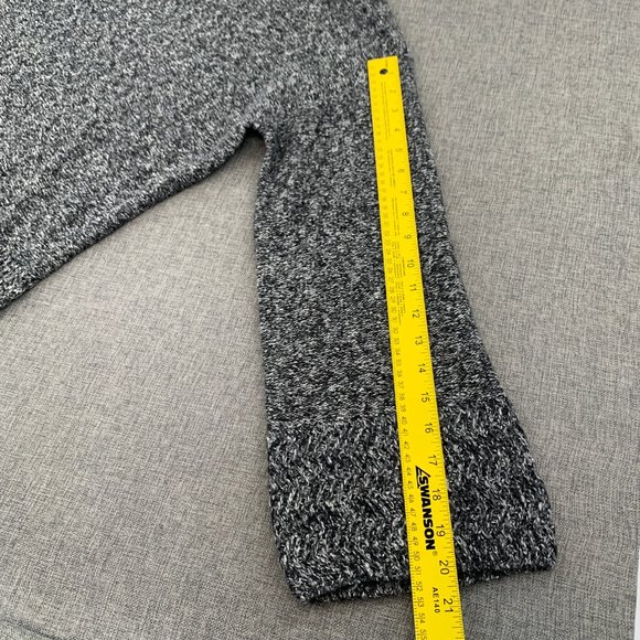 Brand New! Women's Style & Co Grey Long Sleeve knit Sweater Relaxed Fit Small - Picture 8 of 11
